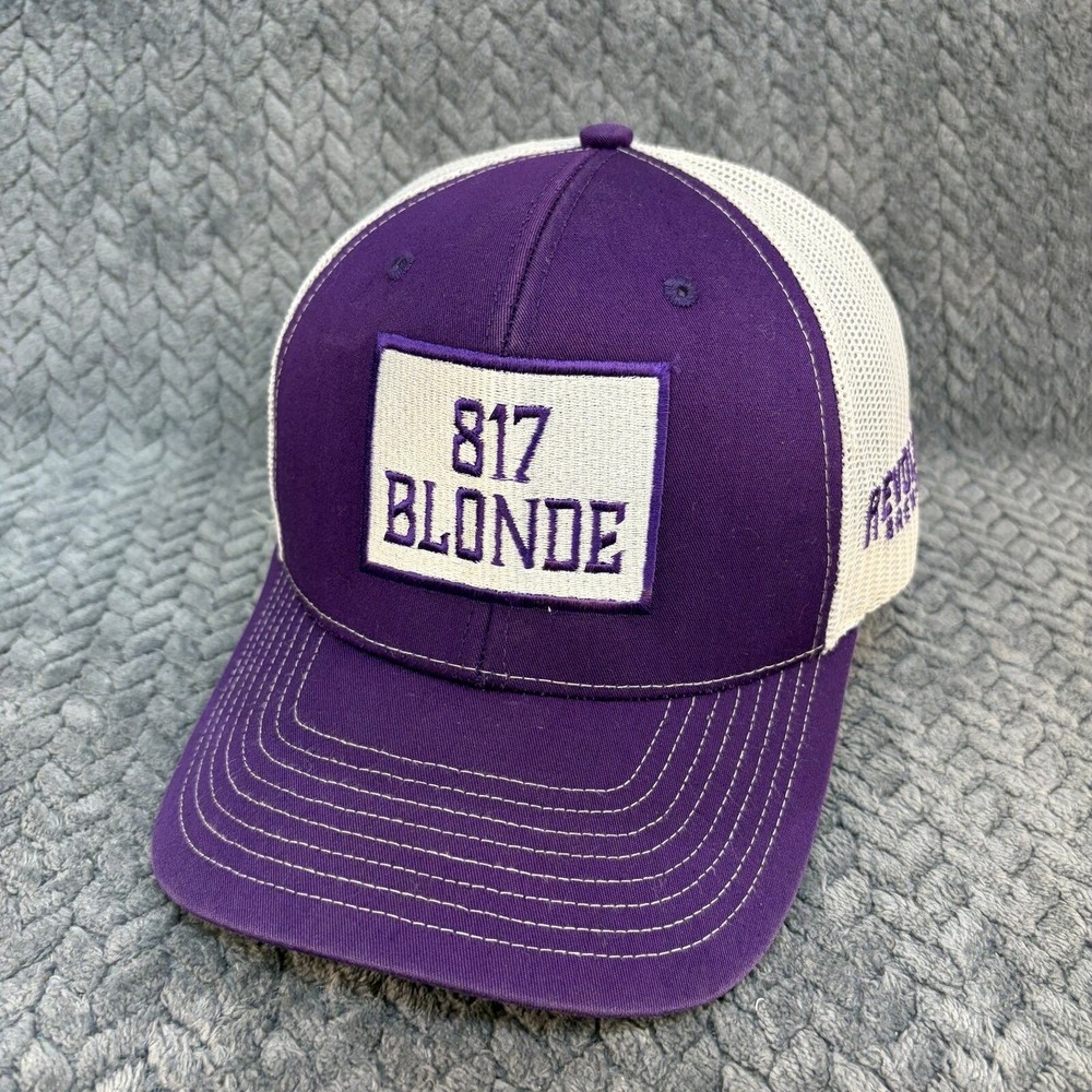 Richardson‎ 112 Revolver Brewing 817 Blonde Snapback OS Purple White Trucker Cap